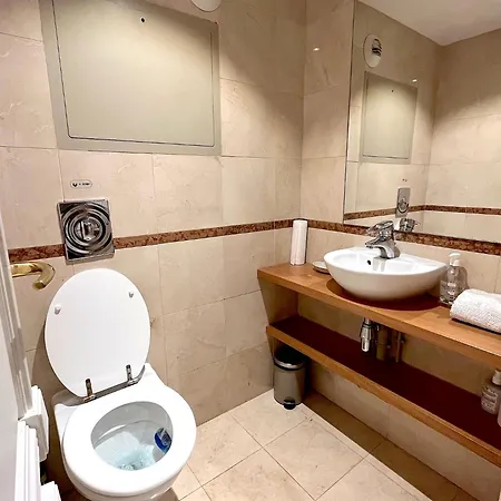 Apartman Pierre Charron